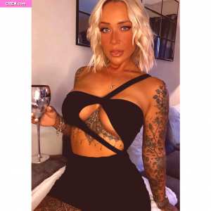 faye-padley-1 Nude OnlyFans Leaks