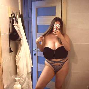 florence-agapi-1 Nude OnlyFans Leaks