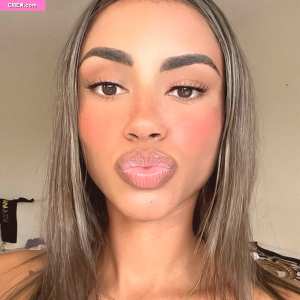 francesca-lama Nude OnlyFans Leaks