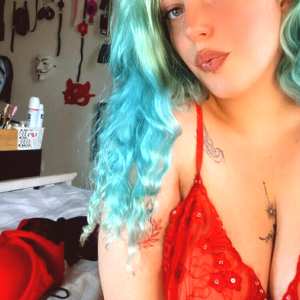 freakykay420 Nude OnlyFans Leaks