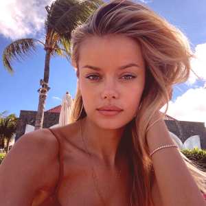 frida-aasen Nude OnlyFans Leaks