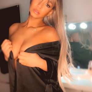 gabby-dealmeida Nude OnlyFans Leaks