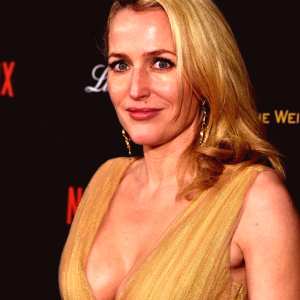 gillian-anderson Nude OnlyFans Leaks