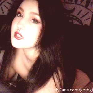 gothgirlfriend2free Nude OnlyFans Leaks