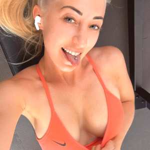 hey-leonie Nude OnlyFans Leaks