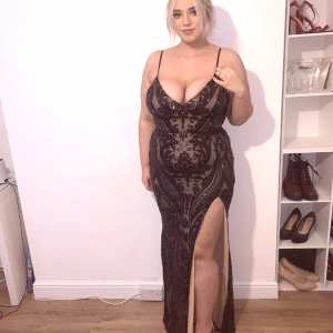 hollie-h Nude OnlyFans Leaks