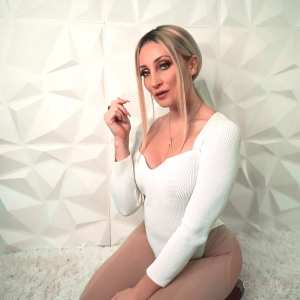 hollythauls Nude OnlyFans Leaks