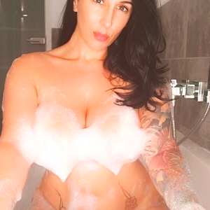 Hotwifeadriana Nude Leaks Onlyfans