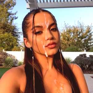 isabela-merced Nude OnlyFans Leaks