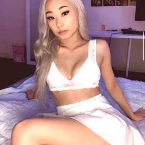 isadora-wang Nude OnlyFans Leaks