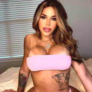 italia-arianna Nude OnlyFans Leaks