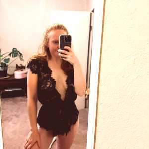 ivypearl42069 Nude OnlyFans Leaks