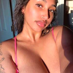 jeanette-prakash Nude OnlyFans Leaks