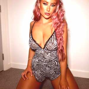 jessicarabbitrose Nude OnlyFans Leaks