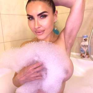 julieta-mur Nude OnlyFans Leaks