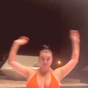 kalani-hilliker Nude OnlyFans Leaks