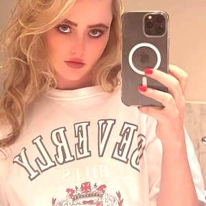 kathryn-newton Nude OnlyFans Leaks