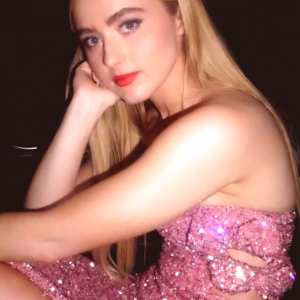 kathryn-newton Nude OnlyFans Leaks