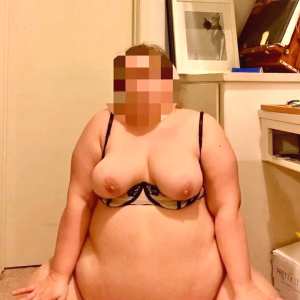 kellybellybbw Nude OnlyFans Leaks