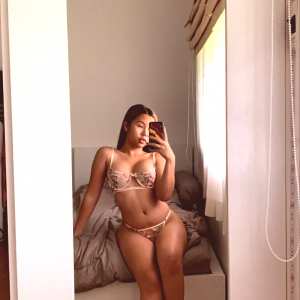 khloe2542 Nude OnlyFans Leaks