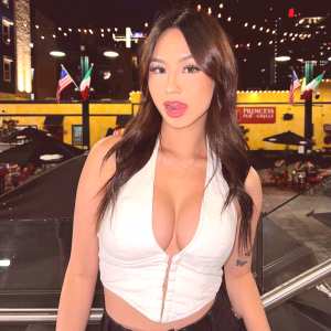 kim-vuong Nude OnlyFans Leaks