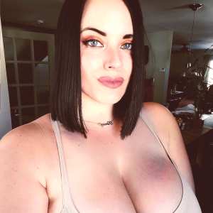 kinsey-osborn Nude OnlyFans Leaks