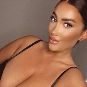 kirstie-v Nude OnlyFans Leaks