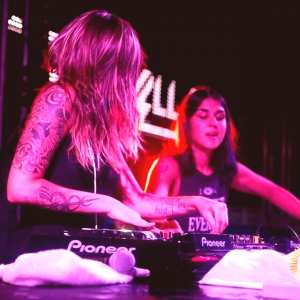 krewella Nude OnlyFans Leaks