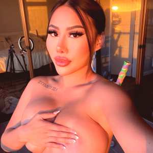 krissssyxo Nude OnlyFans Leaks