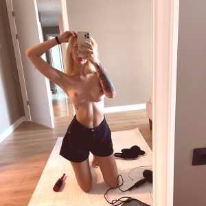 kristinevans Nude OnlyFans Leaks