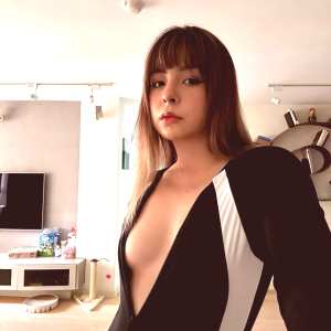 laetitia442299 Nude OnlyFans Leaks