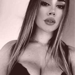 laragarcia168 Nude OnlyFans Leaks