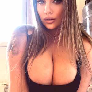 laragarcia168 Nude OnlyFans Leaks