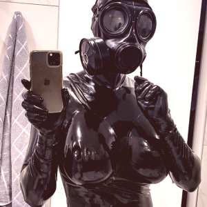 latex-alina Nude OnlyFans Leaks