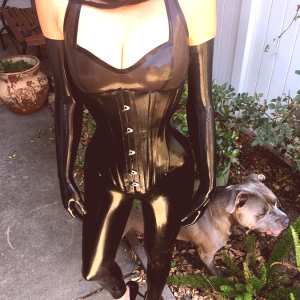 latex-fetish Nude OnlyFans Leaks