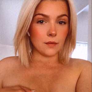 laura-delaney-1 Nude OnlyFans Leaks