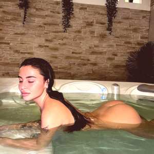 laura-von-gallucci Nude OnlyFans Leaks