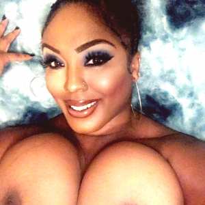 layton-benton Nude OnlyFans Leaks