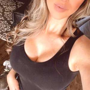 leslie-kozloski Nude OnlyFans Leaks