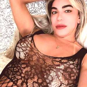 leticiahenrique Nude OnlyFans Leaks