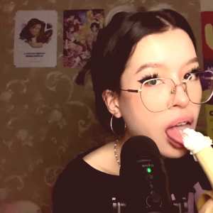 lezzy-bunny-asmr Nude OnlyFans Leaks