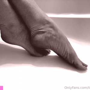 liasoftfoot Nude OnlyFans Leaks