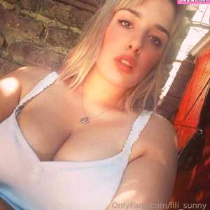 lili-sunny Nude OnlyFans Leaks