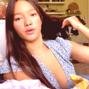 lily-chee Nude OnlyFans Leaks