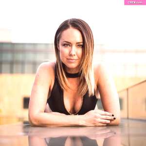 lindsey-mckeon Nude OnlyFans Leaks