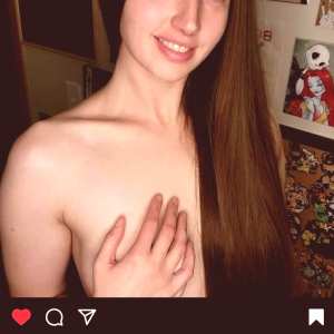 little-darling-8 Nude OnlyFans Leaks