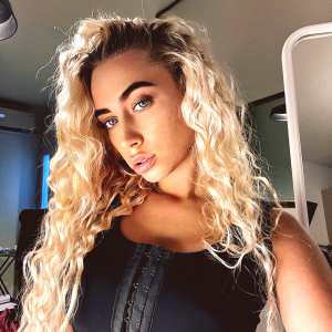 lolaa-fansvip Nude OnlyFans Leaks