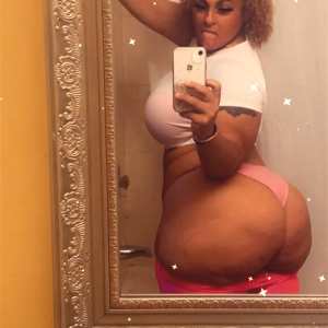 lolabooty111122 Nude OnlyFans Leaks