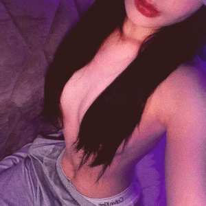 luna-hwang Nude OnlyFans Leaks