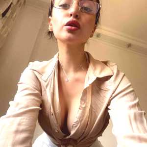 lustful-lightvip Nude OnlyFans Leaks